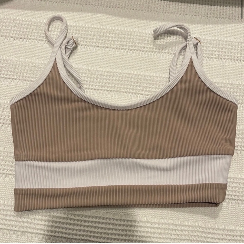 Beach Riot Eva Top in tan and white Size Small